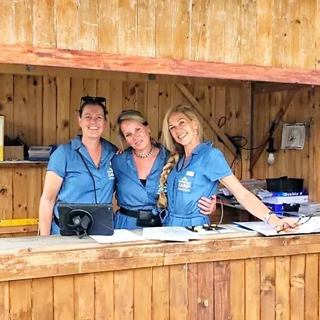 Grandprixcamp, Closest To The Red Bull Ring, Up To 4 Guests In A Tent Luxe tent