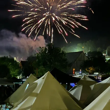 Grandprixcamp Red Bull Ring - Closest To The Track, Tents Next To The Main Entrance Luksusowy namiot *