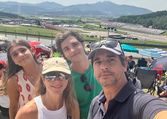 ラグジュアリーテント Grandprixcamp Red Bull Ring - Closest To The Track, Tents Next To The Main Entrance Spielberg Bei Knittelfeld